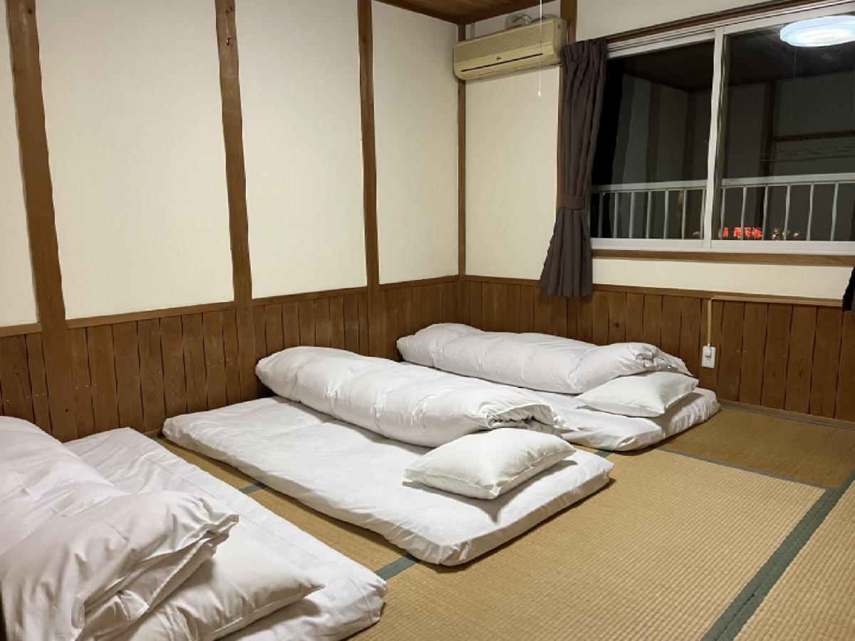 Pension Razteca Hakuba Exterior photo